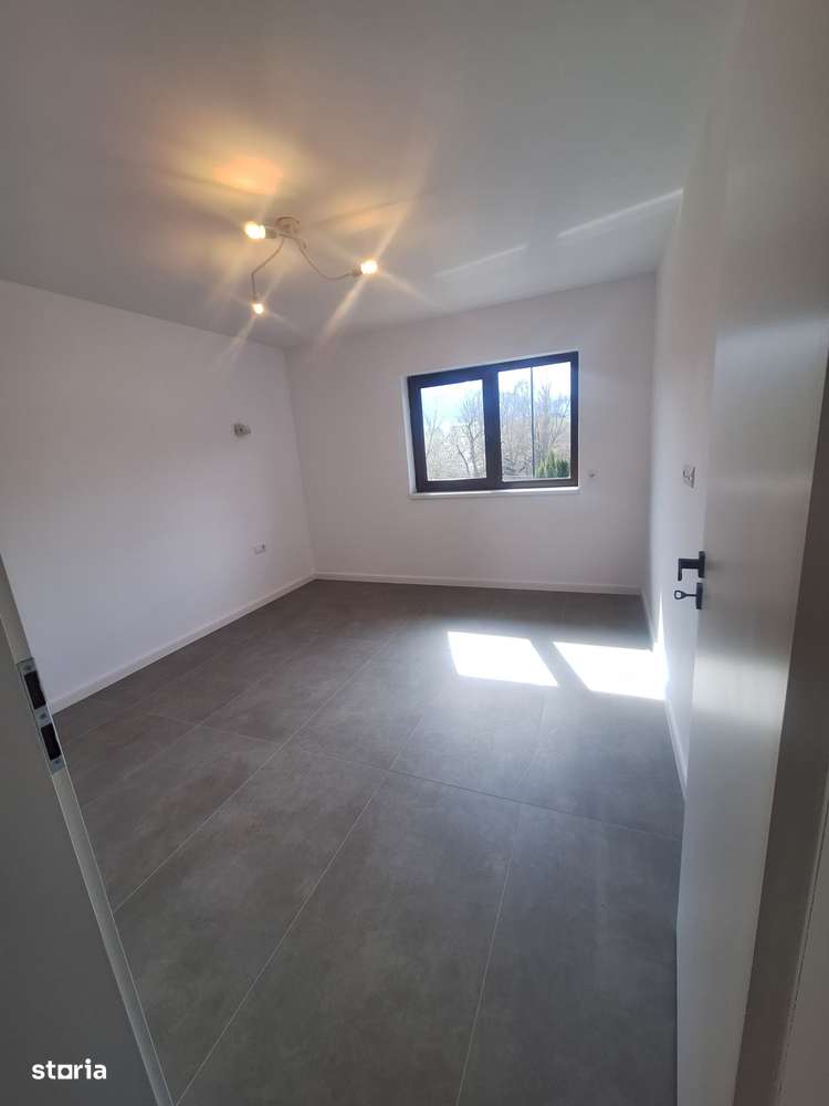 Casa individuala cu 5 camere de vanzare in Cisnadie-14