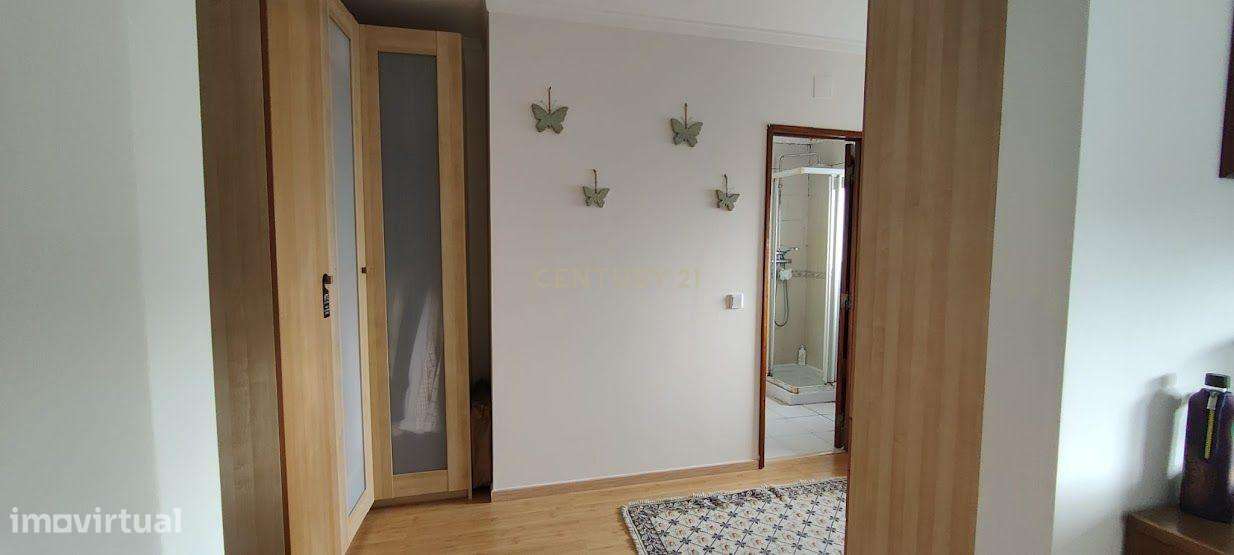 Moradia independente com 8 quartos | Caneças-Odivelas-20