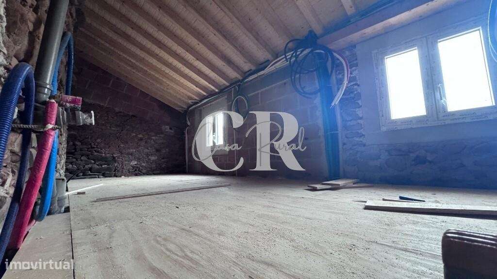 Moradia T2 em pedra-7