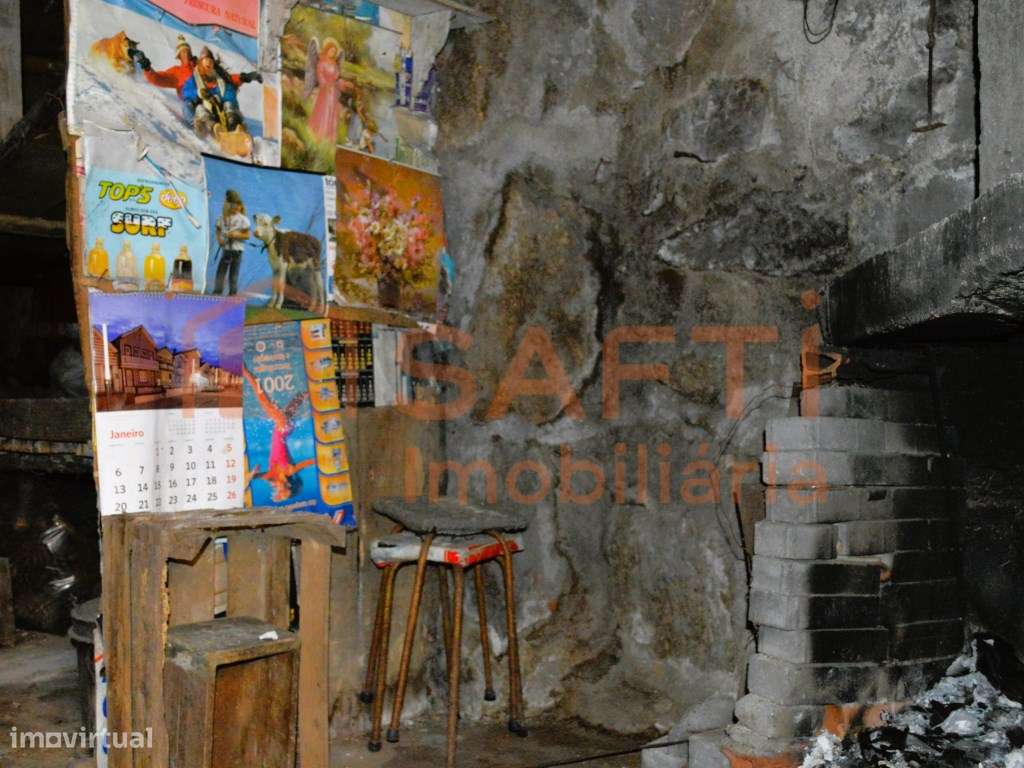 Moradia Térrea T3 , em Lapa do Lobo-16