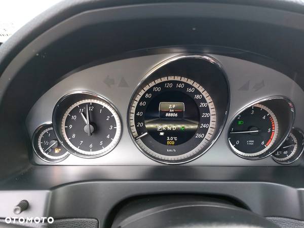 Mercedes-Benz Klasa E 220 CDI Coupe 7G-TRONIC - 9