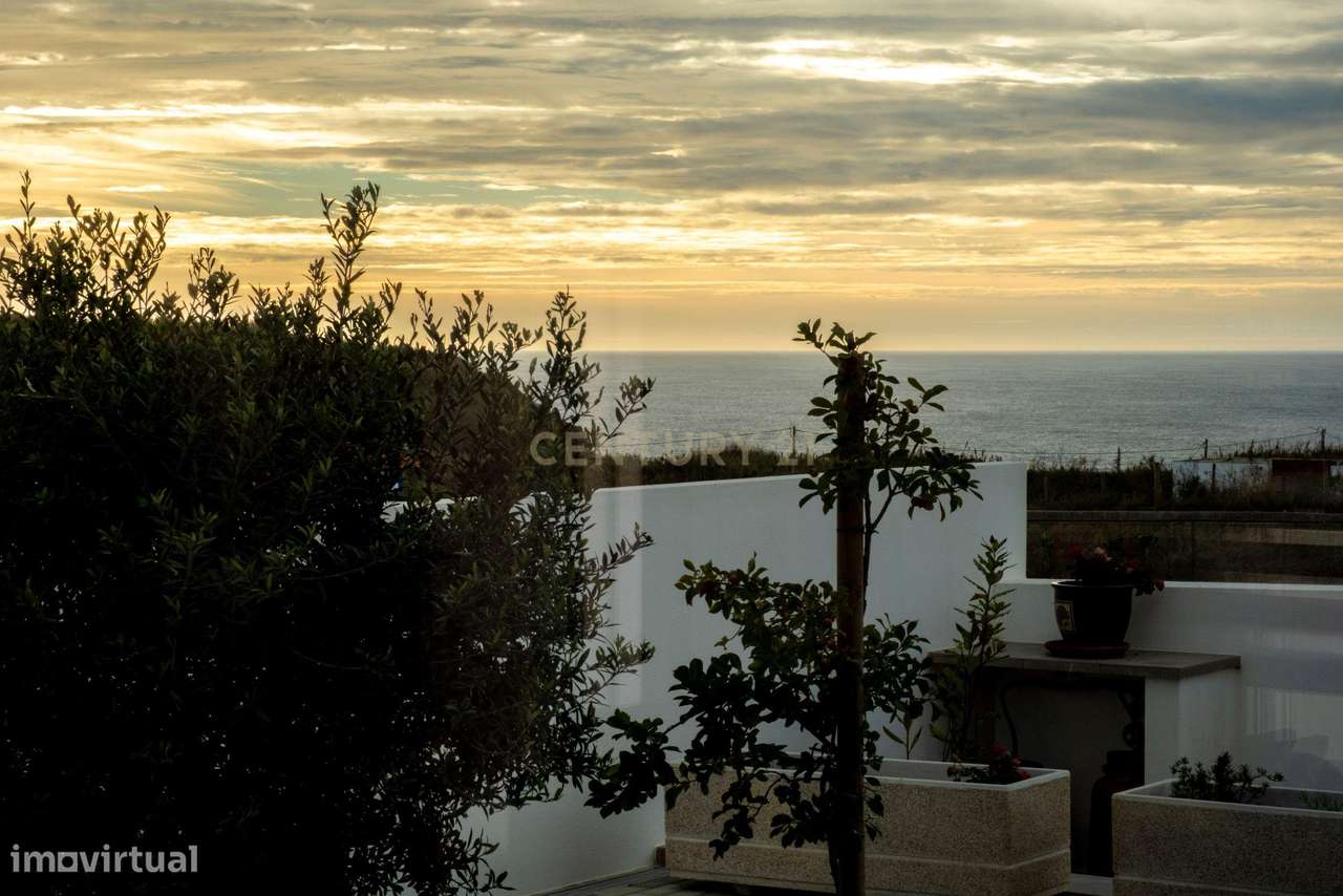 MORADIA ISOLADA TÉRREA T3 COM PISCINA AQUECIDA - ASSENTA (São Pedro d-37