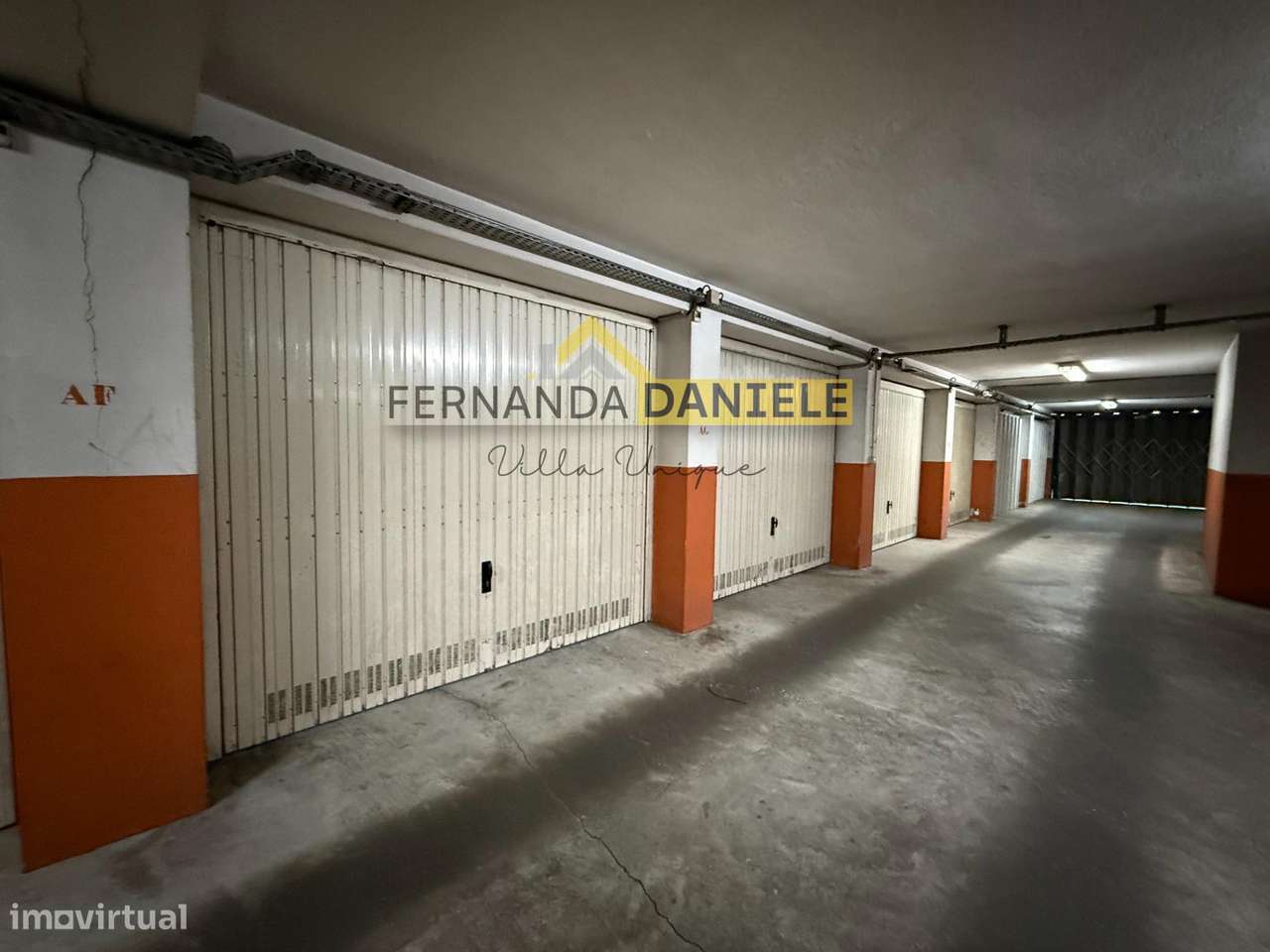 Oportunidade p/ investimento - Apartamento T2 com varanda em Fiães --22