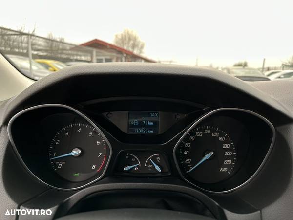 Ford Focus 1.0 EcoBoost Start Stop Trend - 22