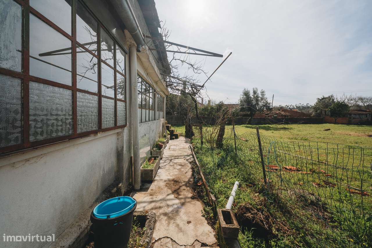 Moradia T3 com Terreno de 1.577 m² | Ribeira do Fárrio – Ourém-33