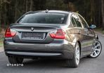 BMW Seria 3 325i - 12