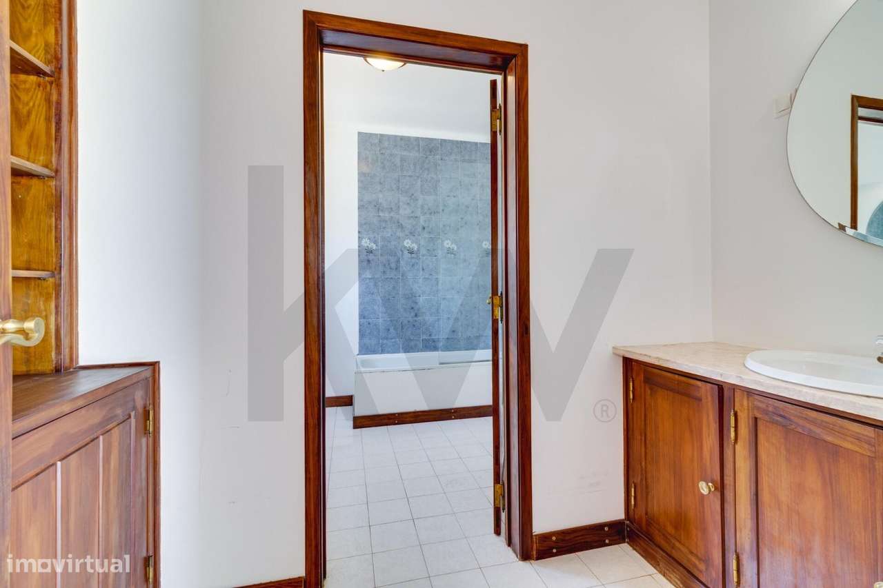 Penthouse T3 com Terraço de 165m2 , Vista Mar e Garagem-22