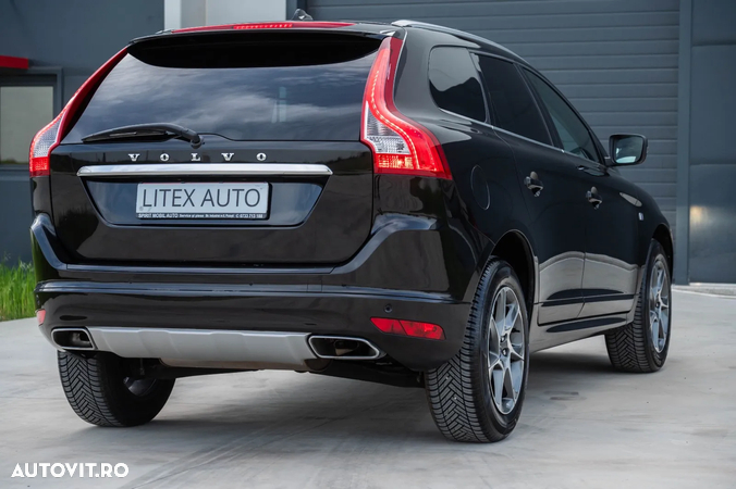 Volvo XC 60 D4 AWD Geartronic Ocean Race - 12