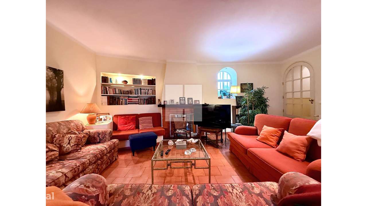 Moradia Senhorial T6-16