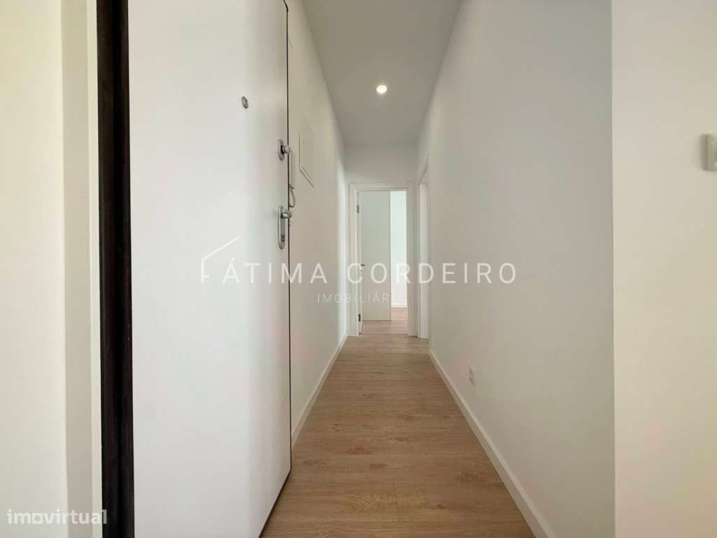 T2 completamente remodelado Praça Gil Vicente-6