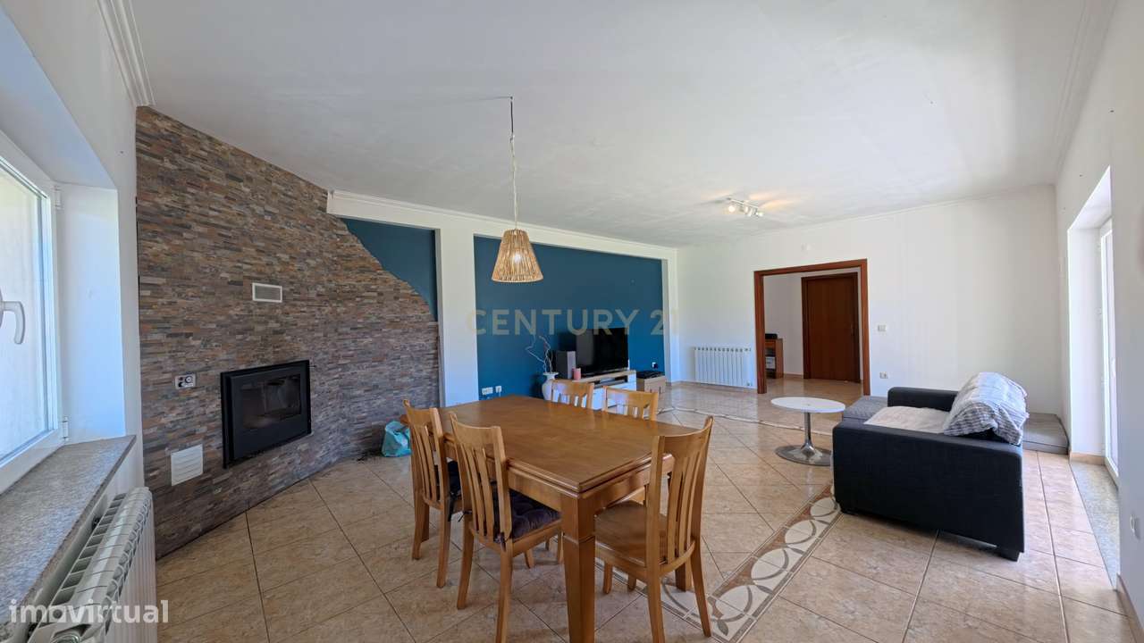 Moradia isolada com 16.000m2 de terreno em Passos de Silgueiros - Vise - Grande imagem: 4/16