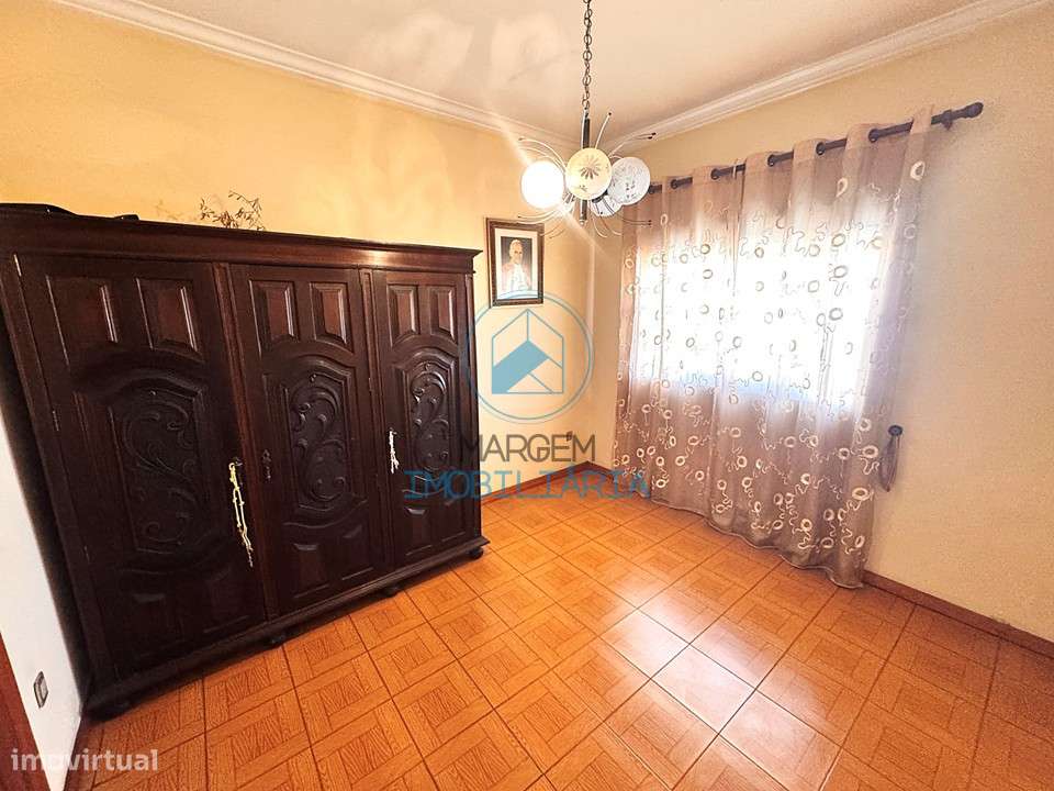 Moradia T3 com jardim e terreno | Lousado-19
