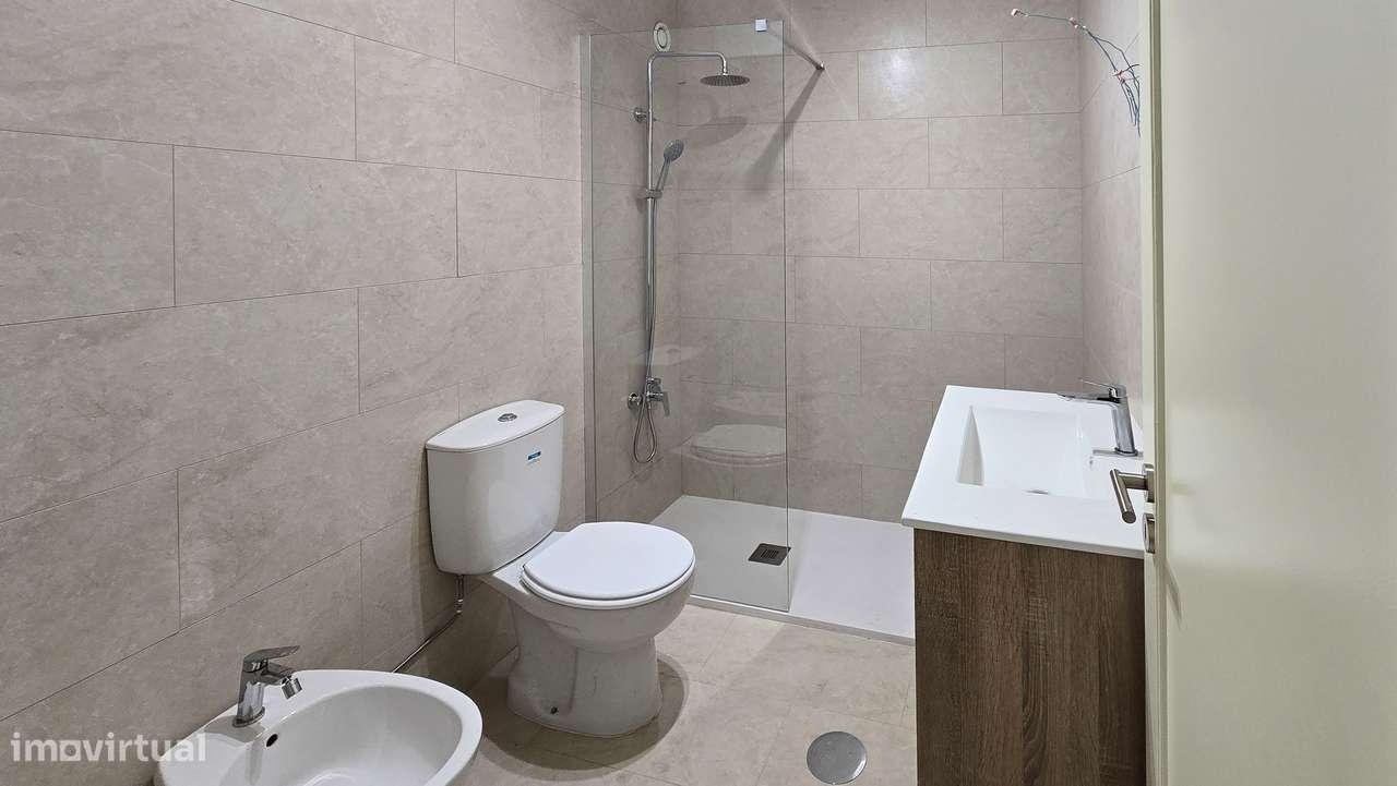 T4 Edificios Aviz Porto 257,5m2 Vistas Mar-25