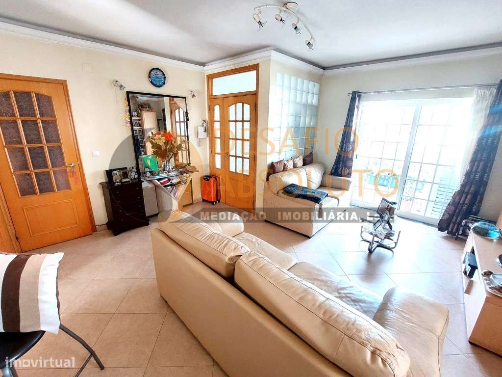 Moradia Isolada T4+2 c/ Cave e Sotão. Feijó - Almada - Grande imagem: 2/47