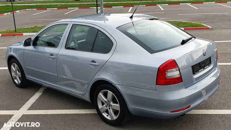 Skoda Octavia 1.4 TSI Ambiente - 20