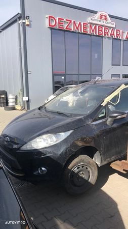 Dezmembram Ford Fiesta 1.6 TDCI an fabr. 2013 - 1