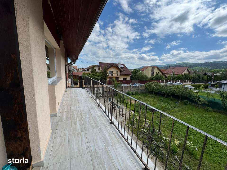 Casa cu pozitionare buna in Cristian-0