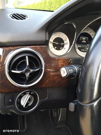 Mercedes-Benz GLK 350 4-Matic - 17