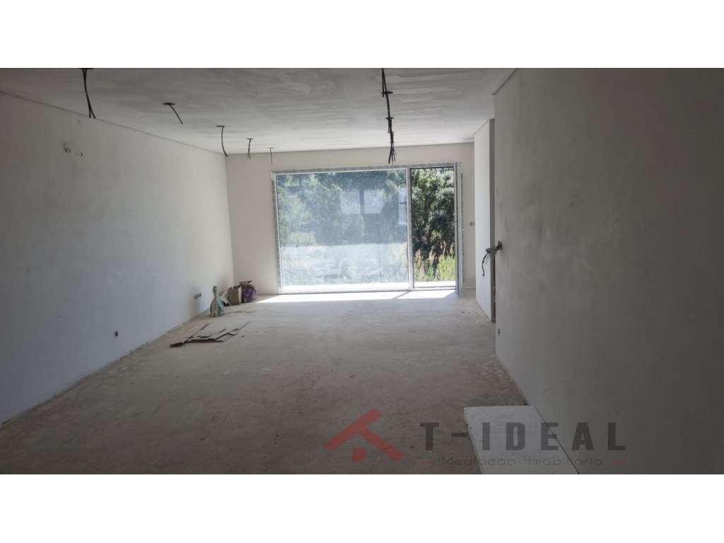 Moradias T4 contemporâneas a 5 minutos de Torres Vedras-13