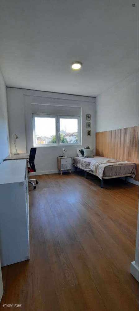 Quarto - localizado em Paranhos Porto - Grande imagem: 5/6