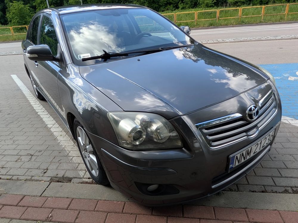 Toyota Avensis II 2.0 D-4D Sol 2007