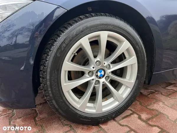 BMW Seria 3 320i xDrive Luxury Line - 3