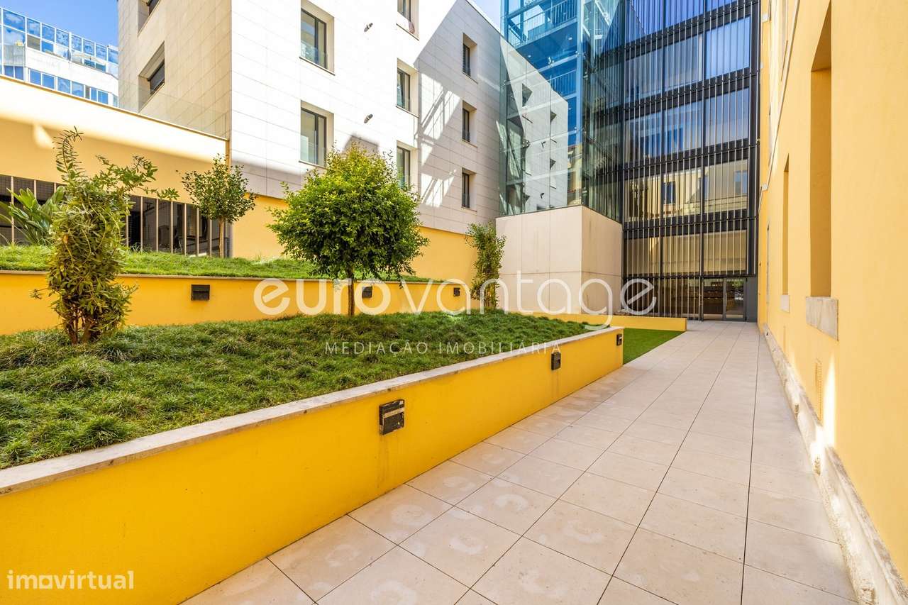 Apartamento T1 em Condomínio Fechado, Centro Leiria-20