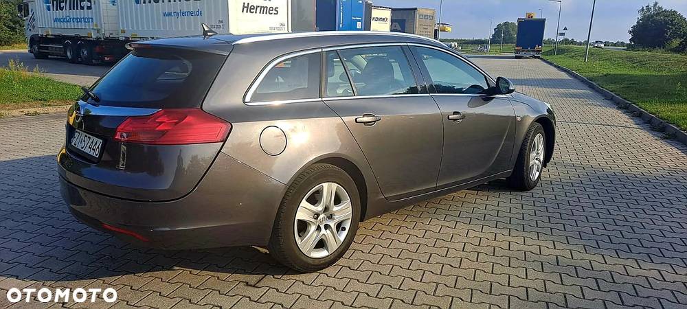 Opel Insignia 1.8 Sports Tourer - 3