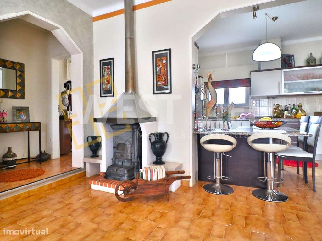 Moradia Independente T4 com terreno de 4 600m2 - A 8 minutos da Pra... - Grande imagem: 5/17