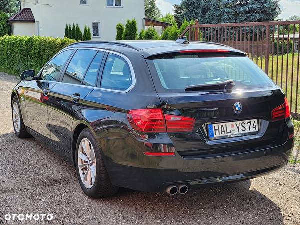 BMW Seria 5 520d Touring - 4