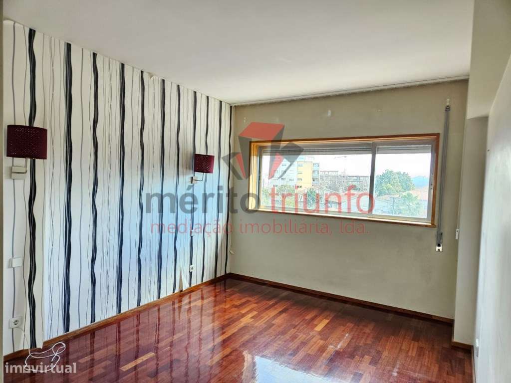 Oferta da escritura e Registo - Ap. T3 - Vila das Aves-26