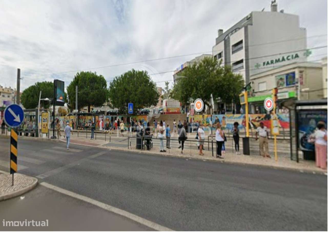 T3 em Laranjeiro perto de transportes - Grande imagem: 3/40