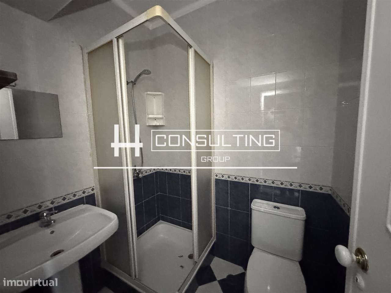 Apartamento T3 Venda em Mina de Água,Amadora-48