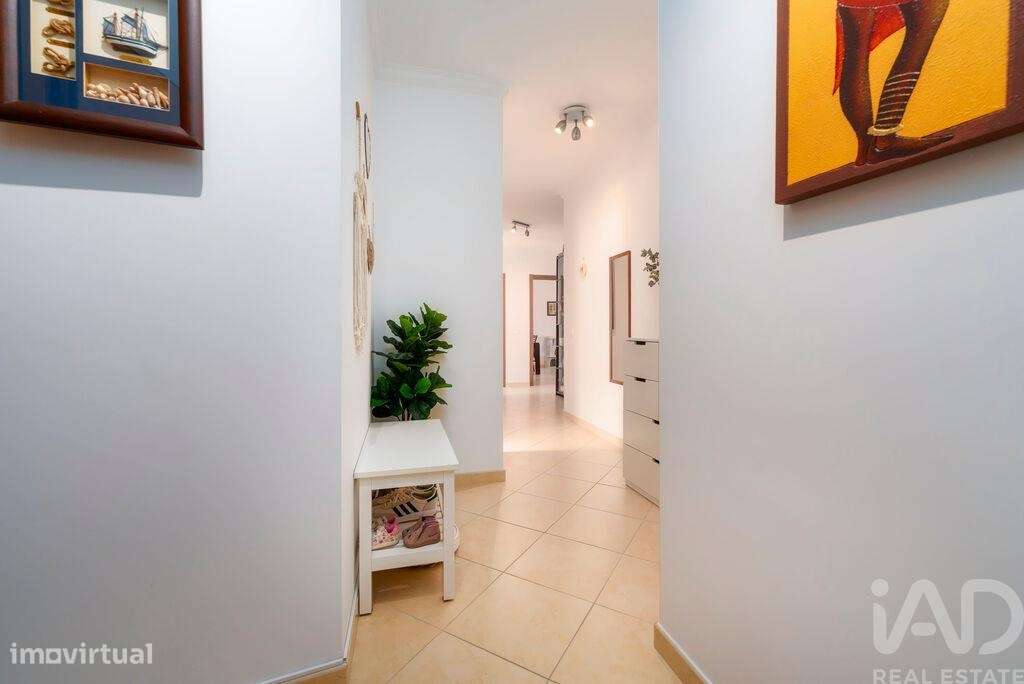 Apartamento T2 em Quarteira de 95 m2 - Grande imagem: 4/40