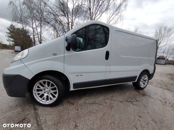 Renault Trafic - 15