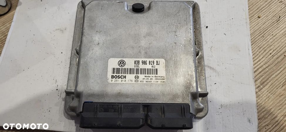 Sterownik Silnika 038906019BJ Do Pojazdu Marki: VW PASSAT B5 - 1