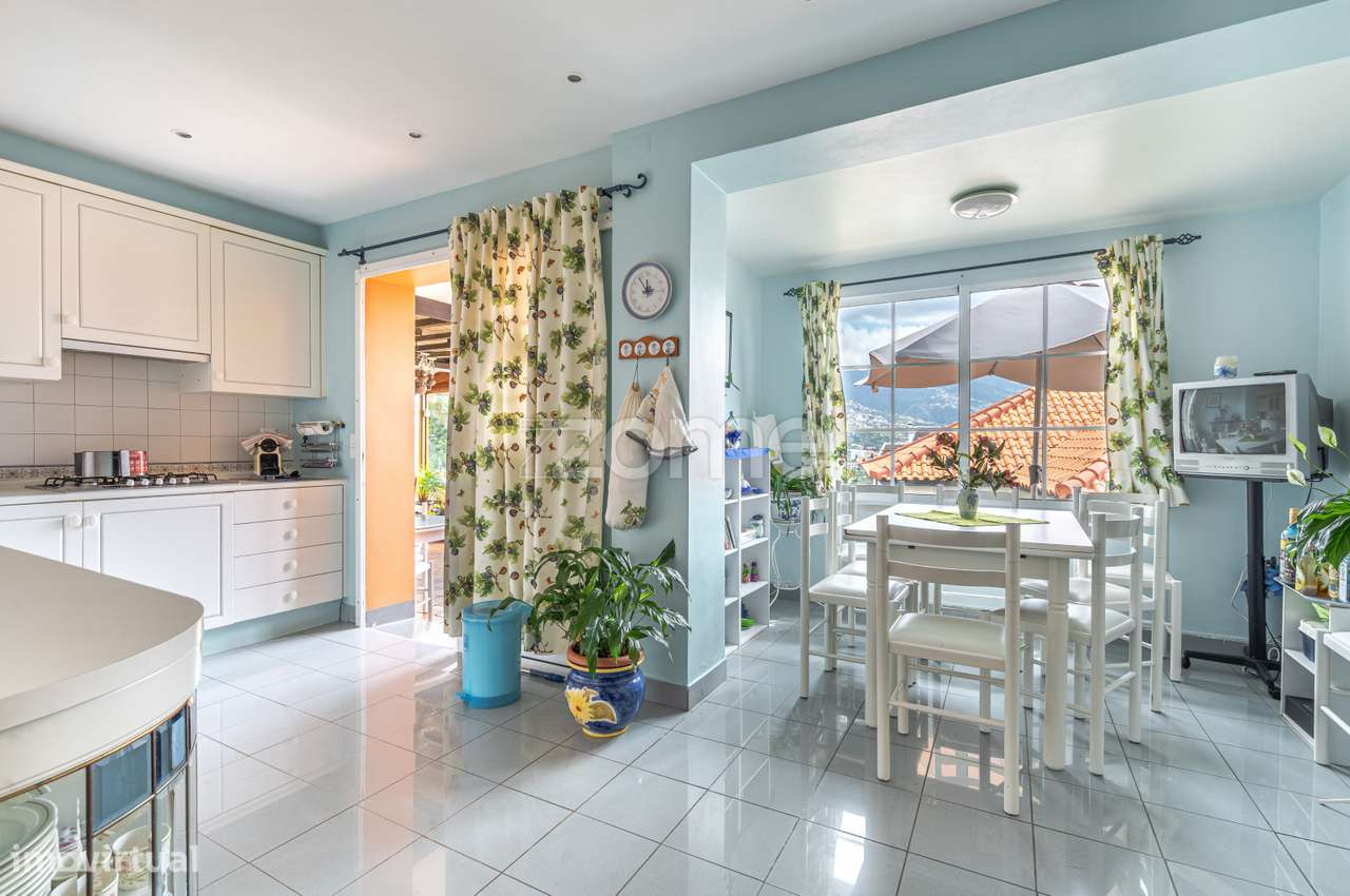 Moradia T5 em São Martinho, Funchal-25