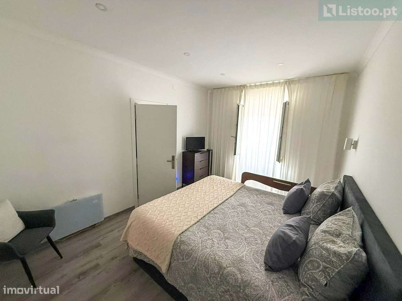 Moradia T3 com terraço, no centro Cartaxo-23