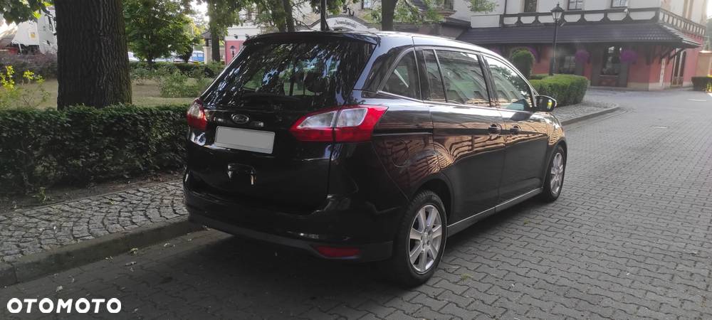 Ford Grand C-MAX - 4