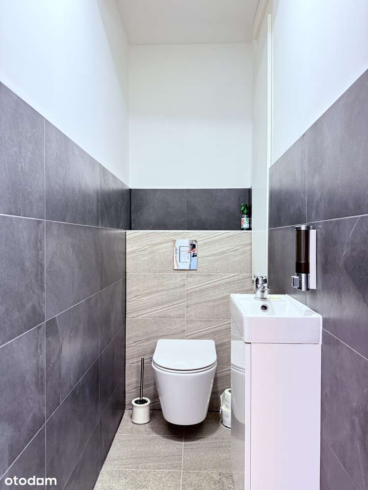 R E Z E R W A C J A.-18