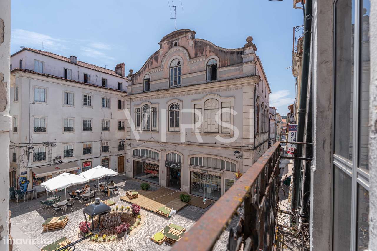 Prédio em plena baixa da cidade - centro Coimbra-18