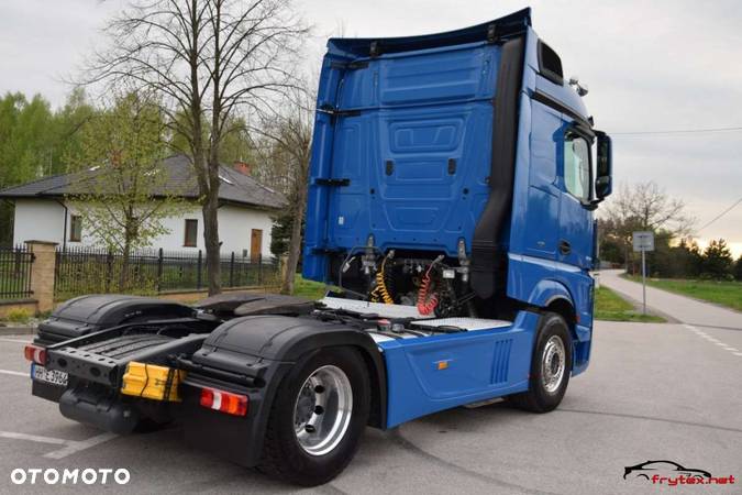 Mercedes-Benz Actros - 6