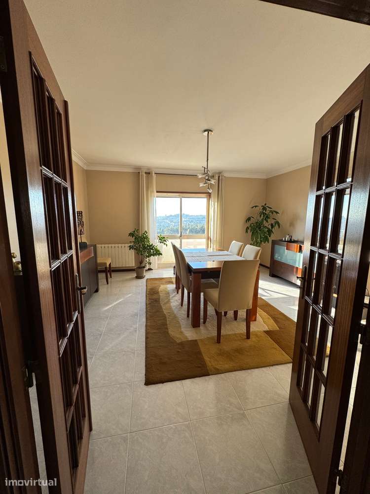 Investidores - Andar Moradia T4 duplex Rio Tinto - Grande imagem: 4/11