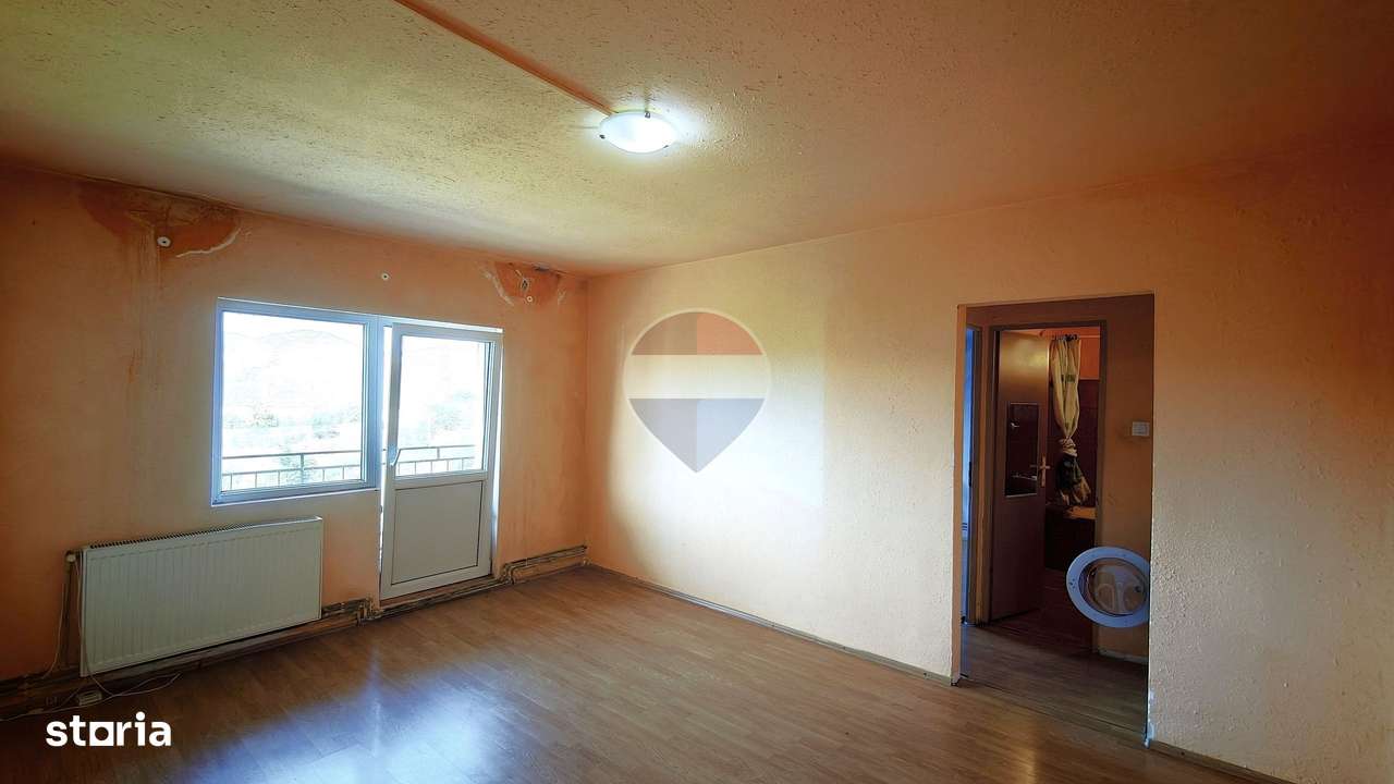 Apartament 2 camere, 40 mp, etaj 3 – zona P-uri, Copșa Mică-4
