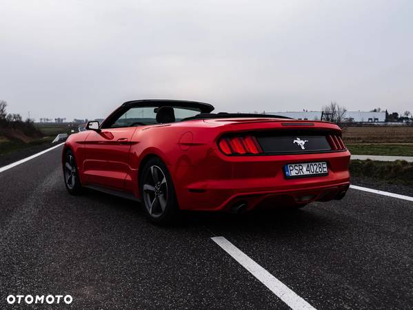 Ford Mustang 3.7 V6 - 13