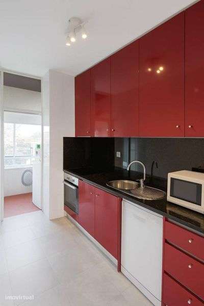 T2+1 na Baixa do Porto – Rua do Almada | Mobilado e Equipado - Grande imagem: 5/11