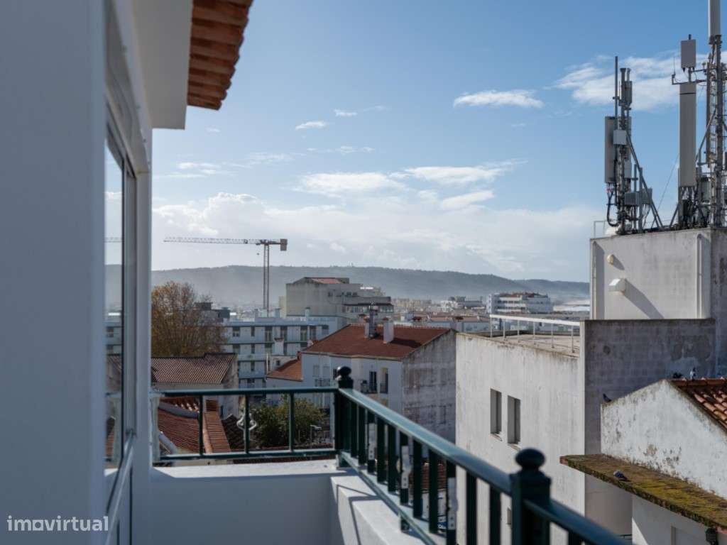 Apartamento T2+1 com Vista Mar a 2 passos da praia da Nazaré-28