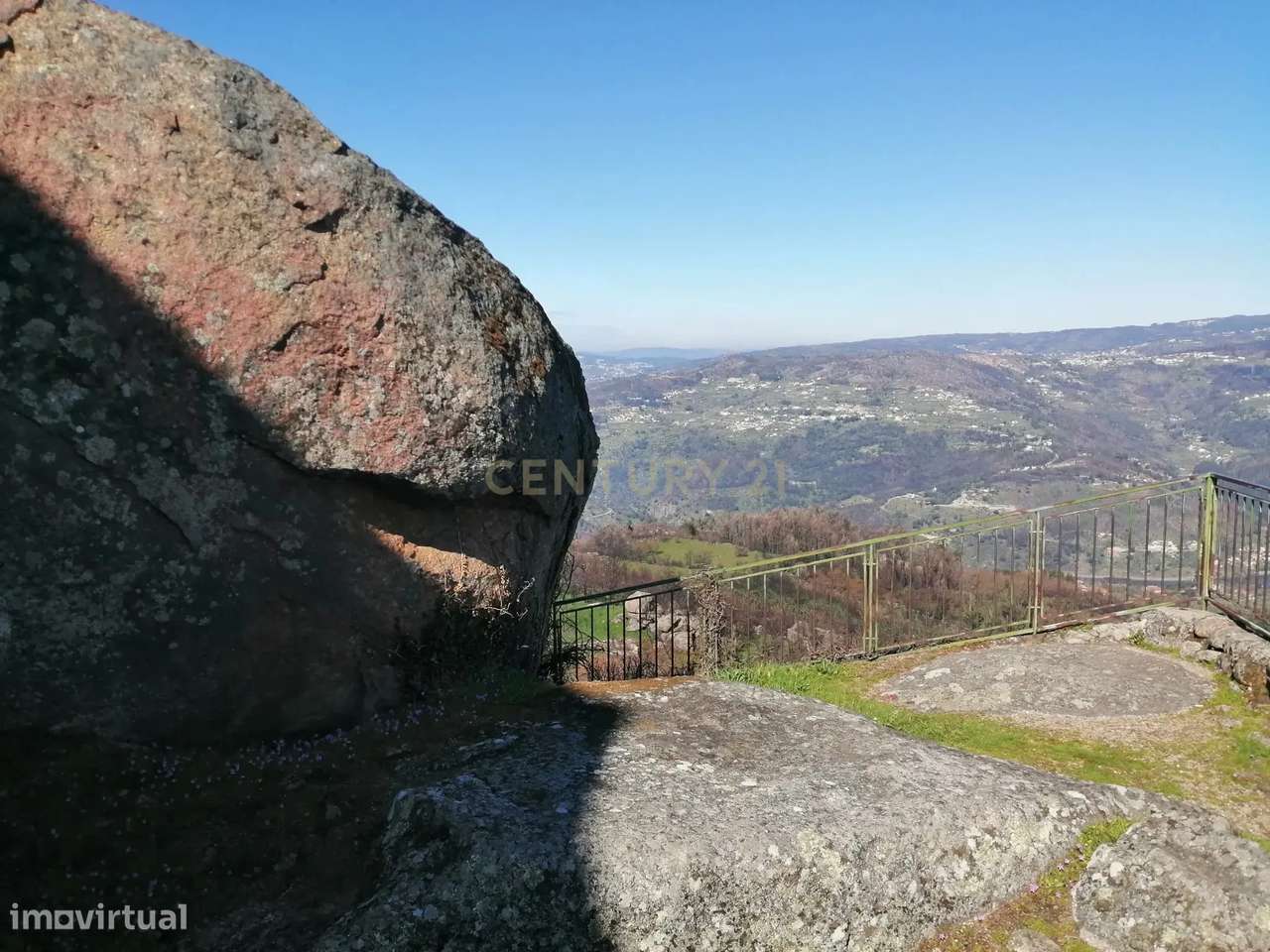 Terreno em Freigil, Resende com Vista Panorâmica e Acesso Fácil - Grande imagem: 4/12