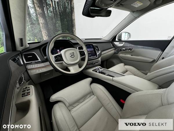 Volvo XC 90 - 13