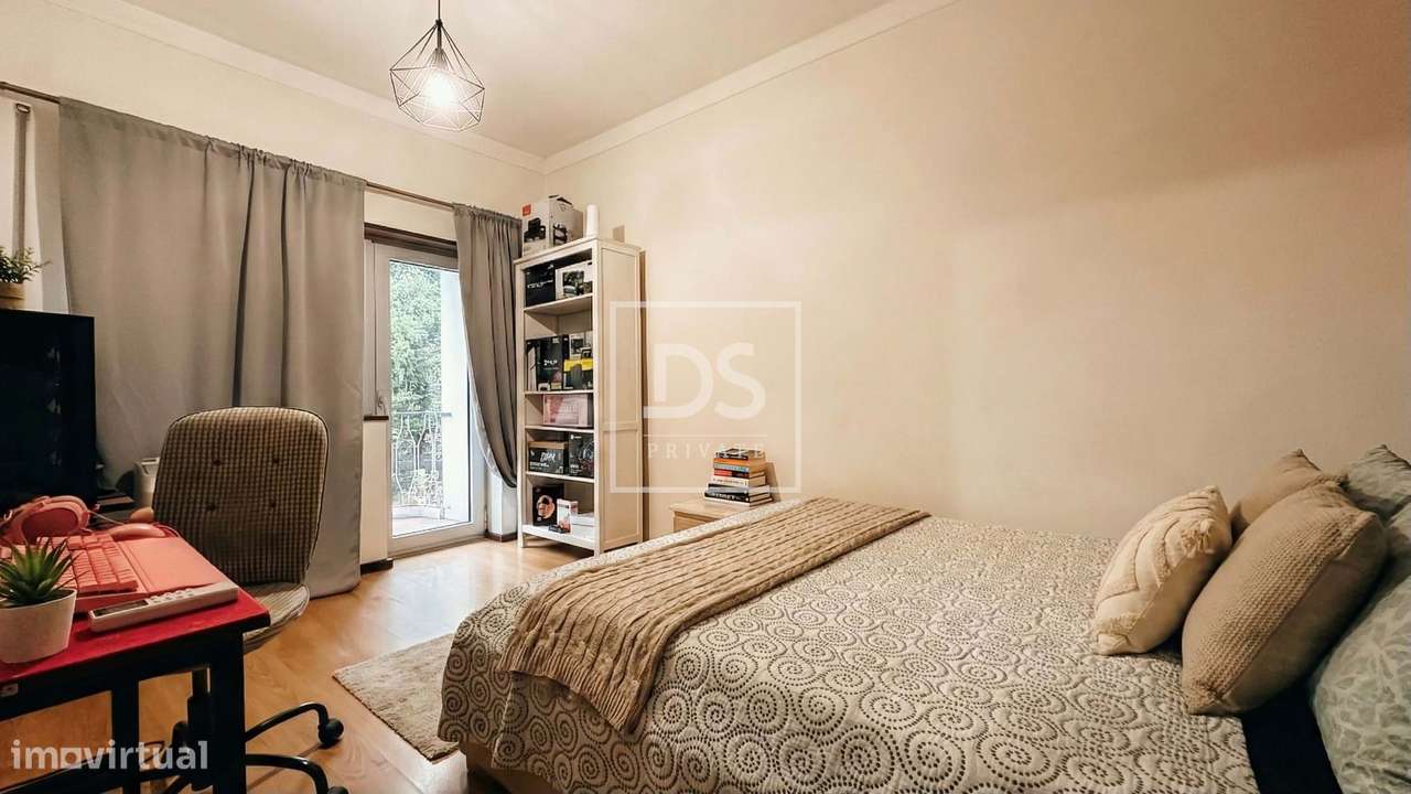 Apartamento T1 | Rua Nova de Santa Cruz — Oportunidade de Investimento-3